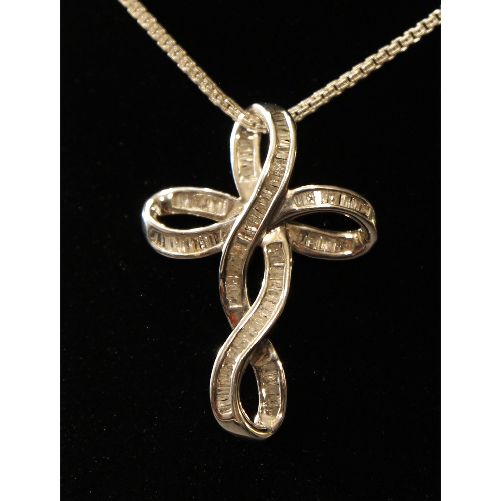 JTV Baguetee Rhodium over Sterling silver Cross Pendant & 18" Rope Chain (A5)